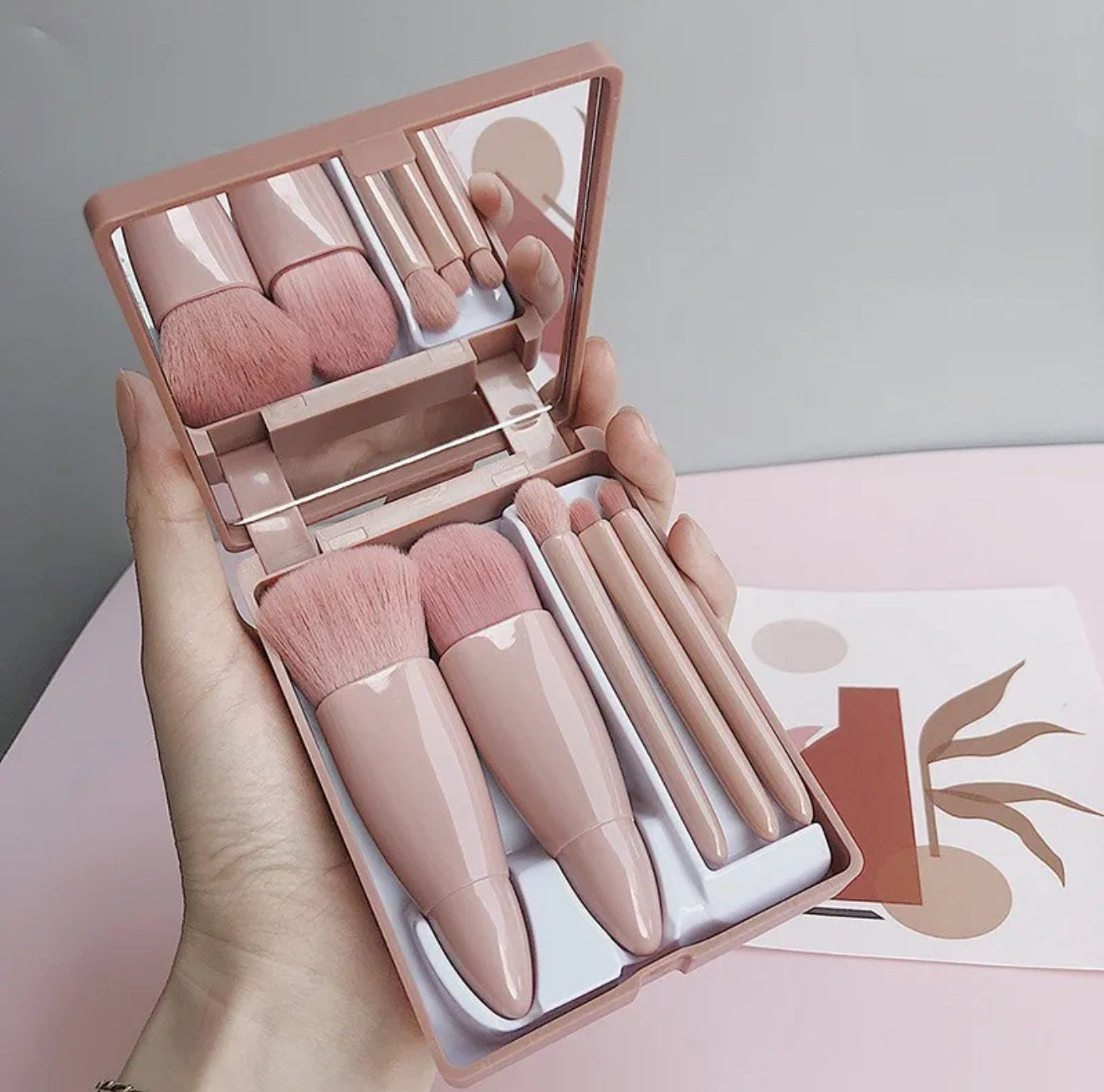 Go Beauty | Pink Portable Makeup Brush Set with Mirror