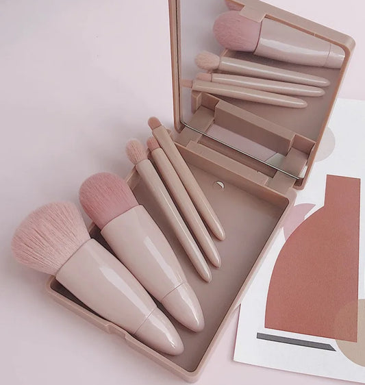 Go Beauty | Pink Portable Makeup Brush Set with Mirror
